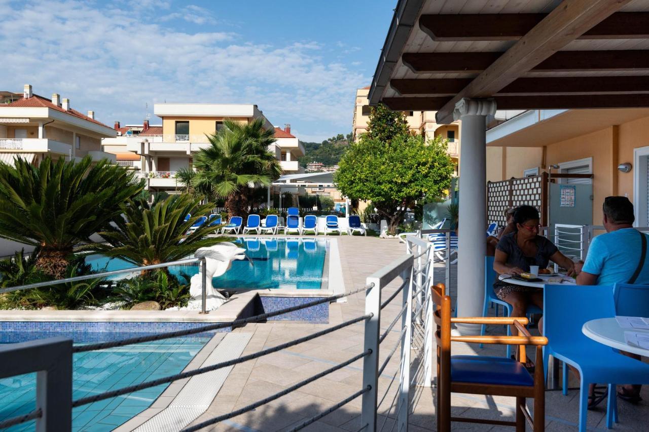Hotel Paradiso Grottammare Exterior photo